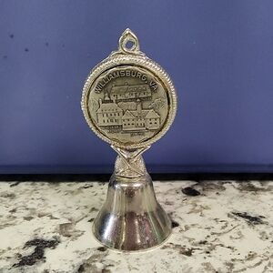 Vintage Silvertone Williamsburg VA Souvenir Bell